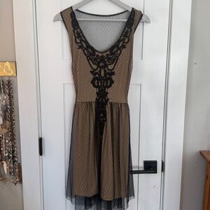 Xhilaration Black & Tan Lace Overlay Dress size XL